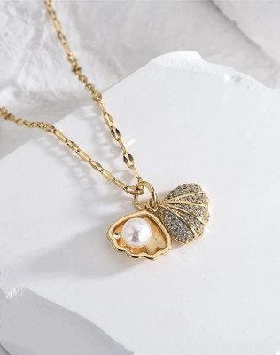 BigWheels Golden AD Diamond/Nug Stone Moti Beads Pearl Sea Shell Pendant Locket Necklace Gold-plated Stainless Steel Locket Set