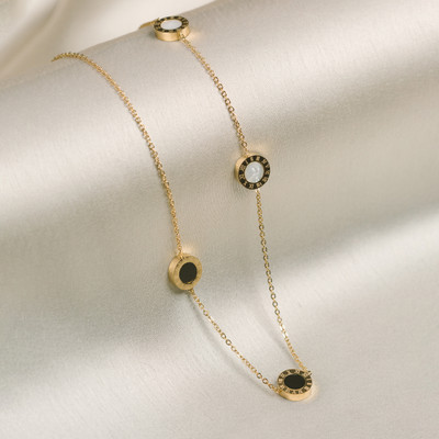 ARTKLIM Gold Plated Roman Numerals Round Pendant Necklace Gold-plated Stainless Steel Pendant