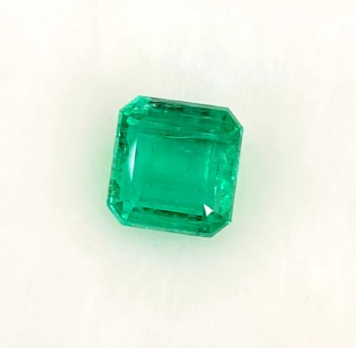 Ceylonmine01 Emerald/Panna Stone 5 carat Natural & Certified for Astrology and jewelry Emerald Stone