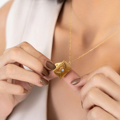 Ditya Ditya Dual-Tone Heart Pendant Gold-Plated Necklace for Women Gold-plated Stainless Steel Locket Set