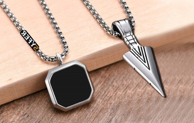 EndlessFashion C 699_RR CUBE+SLVR ARRW Silver Agate Stone Pendant Set