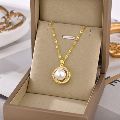 MSK Round Pearl Necklace Gold-plated Mother of Pearl Copper Pendant