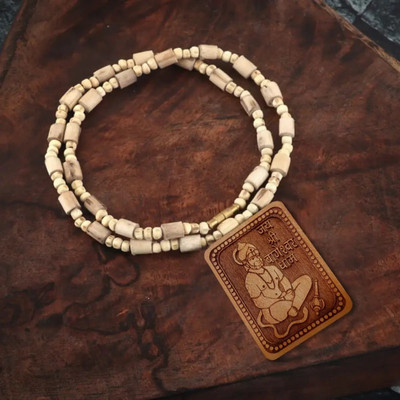 DIVINE SOUVENIRS Wood