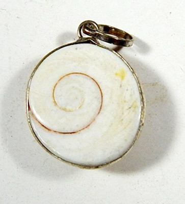 Urancia Shiva Third Eye Gomti Chakra Gomti Shila Pendant 1pcs Crystal