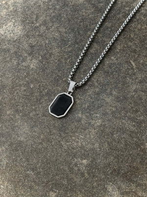 m a enterprises F 11_1 lamba cube pendkj Silver Stone Pendant Set