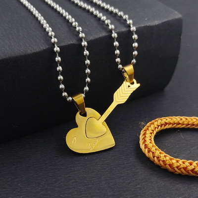 Trinket World Valentine Special Gifts His and Hers Lover Heart 2 Piece Joining Couple Pendants Gold-plated Stainless Steel Pendant
