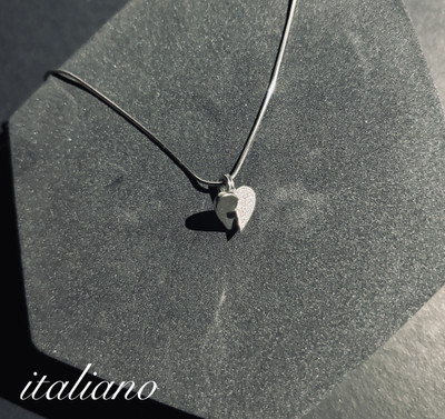 Rythmsachdev Twisted heart pendant 001 Platinum Zircon Sterling Silver Pendant