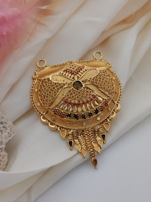DENISHA New Fancy Pendal For Women Gold-plated Brass Pendant