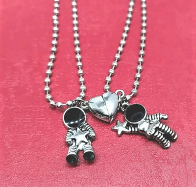 Shiv Astronaut Magnetic Valentines Day Broken Romantic Love Couples Silver Stainless Steel Locket Set