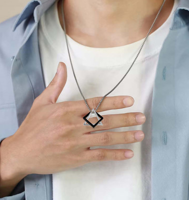 De-Ultimate Geometric Interlocking Square & Triangle Design Hip Hop Necklace Locket Pendant Stainless Steel Pendant Set
