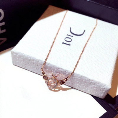 MaatPita Angel Wings Studded Rosegold And Chain PND528 Diamond Alloy Pendant Set