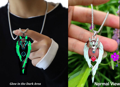 syrma Wolf Glow in the Dark Pendant for Men and Women, Glowing/Radium Wolf Locket Silver Stainless Steel Pendant