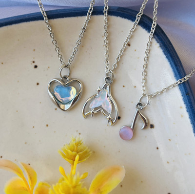 shinewithsirani Pack Of 3 Classy Aesthetic AD Silver Charm Pendant Necklace Set For Women Silver Alloy Pendant