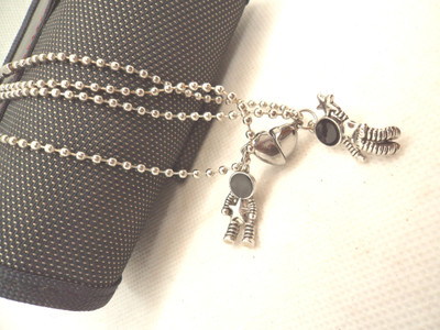 EndlessFashion F 564_PR-dil robot Silver Stone Pendant Set