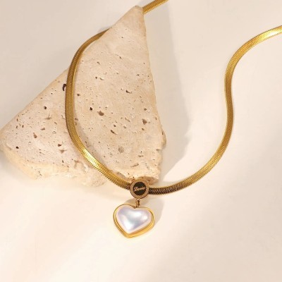 Lady Raiment Gold-plated Pearl Stainless Steel Pendant