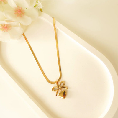 Ditya Elegant Emerald Layered Necklace Set Anti-Tarnish Gold-plated Stainless Steel Locket Set