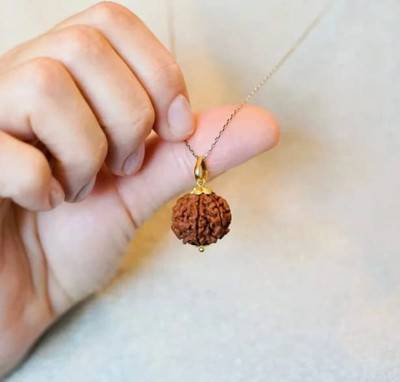 Kuttumb Gems & Jewels Natural Nepali 5 Mukhi Rudraksha Five Faced Rudraksha Metal Capping Wood Pendant