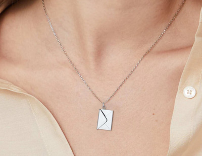 NEEDS Gold-Plated Envelope Pendant With Chain Metal Pendant Set