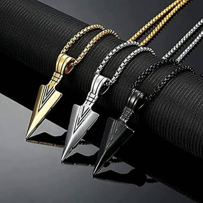 Locket necklace on sale for boyfriend