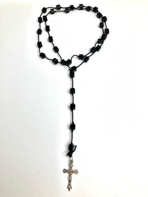 Armoise Trending Pendant locket & Stylish Locket Chain Black Silver Alloy