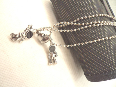Whitechimes Stainless Steel Mutual Attraction Magnets Couples Pendant Necklace Silver Alloy Pendant Set
