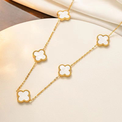 Divastri Clover pendant for women Girls anti tarnish necklace Neck chain locket Aesthetic Gold-plated Alloy, Metal, Brass, Stainless Steel Pendant