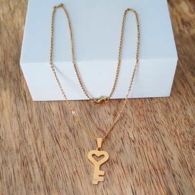 M Men Style Valentine Day Gift Heart Shape Key Gold Stainless Steel Pendant Necklace Gold-plated Stainless Steel Pendant