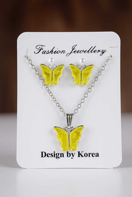 pas korean Design Butterfly Shape Silver-Plated Pearl Drop pendant For Girls & Women Silver Amber Alloy Pendant Set