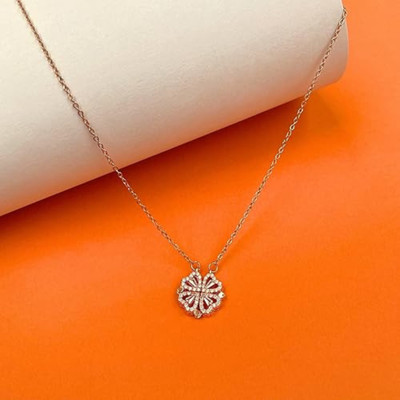 salve SALVE 2 in 1 Dual Styling Chic Magnetic Clover Pendant for Women Gold-plated Cubic Zirconia Stainless Steel Pendant