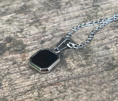 Animated F 883_RR JSE-SY CUBE_245 Silver Stone Pendant Set
