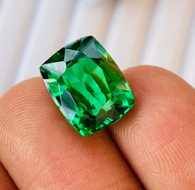 JEMSPRIME 7.25 Ratti Natural Zambian Emerald/Panna Earth Mind Stone Original Certified Emerald Stone