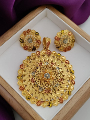 MoonoreJewells Brass Gold-plated Gold Jewellery Set(Pack of 1)