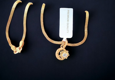 DIVS FASHION Moon with Star Gold Diamond Dangle with chain Gold-plated Brass Pendant Set