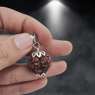 PLUYBaba Samagri 6/ six Mukhi white metal Certified Original Pure Siddha Rudraksha from Nepal Silver Beads Brass, Wood Pendant