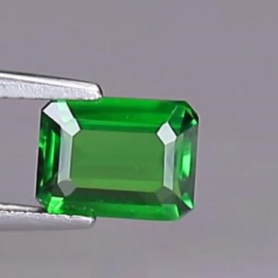 KUSHMIWAL GEMS Emerald Stone 11.25 Ratti Panna Stone Colombian Panna Stone Original Certified Emerald Stone