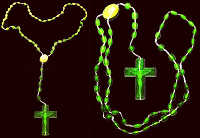 Dynamic Retail Global Crystal Pendant Set