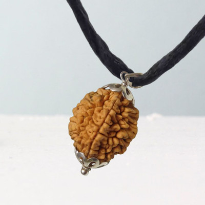 Fine Creation 2 Mukhi Rudraksha, 2 Faced Rudraksha, 2 mukhi rudraksha Nepali Silver Wood Pendant