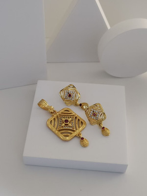 Chehar Fashion World Brass Gold-plated Gold Jewellery Set(Pack of 1)