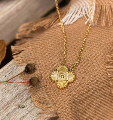 Temora Gold Plated Four leaf Charm Laxury Clover Necklace For women Gold-plated Plated Stainless Steel Chain Set