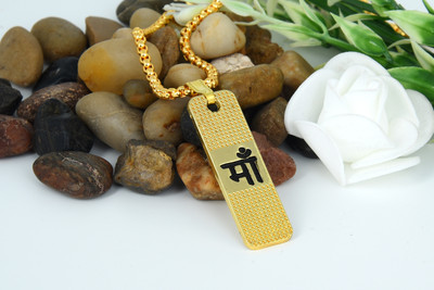 SHREEJIART DWSIGNER MAA PENDENT WITH CHAIN Gold-plated Metal Pendant Set