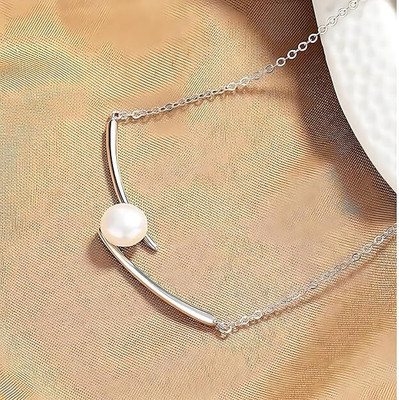 GLOOYA pendant for women Silver Agate Stainless Steel Pendant