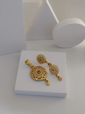 DENISHA Sitara Mandala Gold-plated Cubic Zirconia Alloy Pendant Set