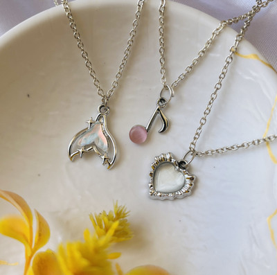 shinewithsirani Pack Of 3 Classy Aesthetic AD Silver Charm Pendant Necklace Set For Women Silver Alloy Pendant