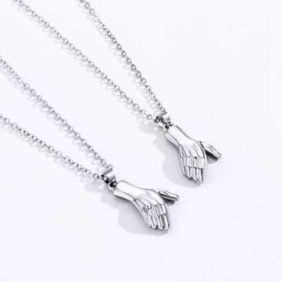 Alviira Couple necklace Hold hands magnetic couple 2 pieces magnetic friendship necklace Rhodium Alloy Pendant Set