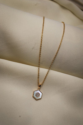 Meonle Beautiful waterproof pandent gold-plated for girls/women Gold-plated Stainless Steel Pendant Set