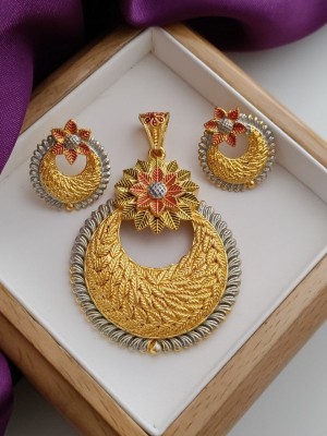 Univers Fashion Trends Gold-plated Agate Brass Pendant Set