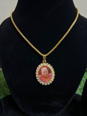 pompeo golden stone guru ji locket Gold-plated Alloy Pendant Set