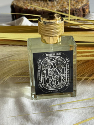Aurbena Linn Tam Dao perfume where Roots Run Deep in Gentle Warmth Eau de Parfum  -  50 ml(For Men & Women)