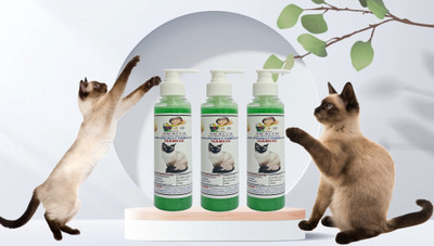 swacch Premium Shampoo For Siamese (200ml) (Pack of 3) Conditioning Neem Alovera Cat Shampoo(600 ml)