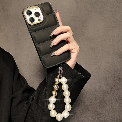 draky jewels Premium Pearl & Gold Bead Phone Charm/Wristlet for Women/Girls Phone Charm(White, Gold)